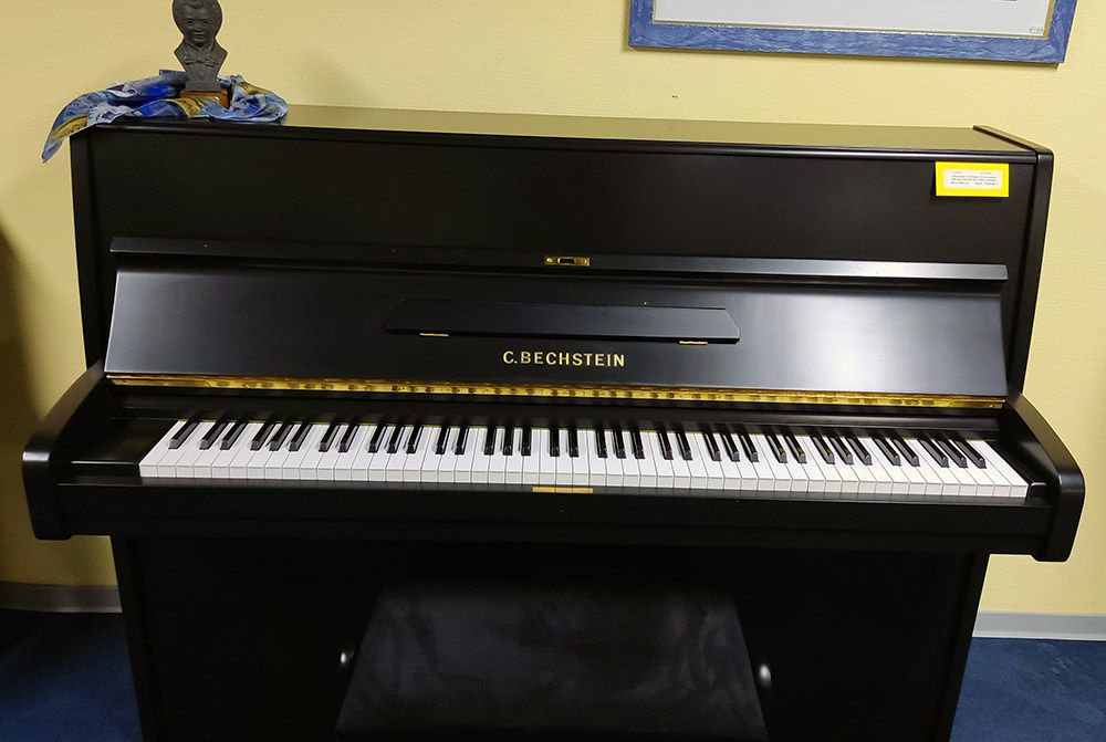 C. Bechstein 12N schwarz matt 114cm überholt