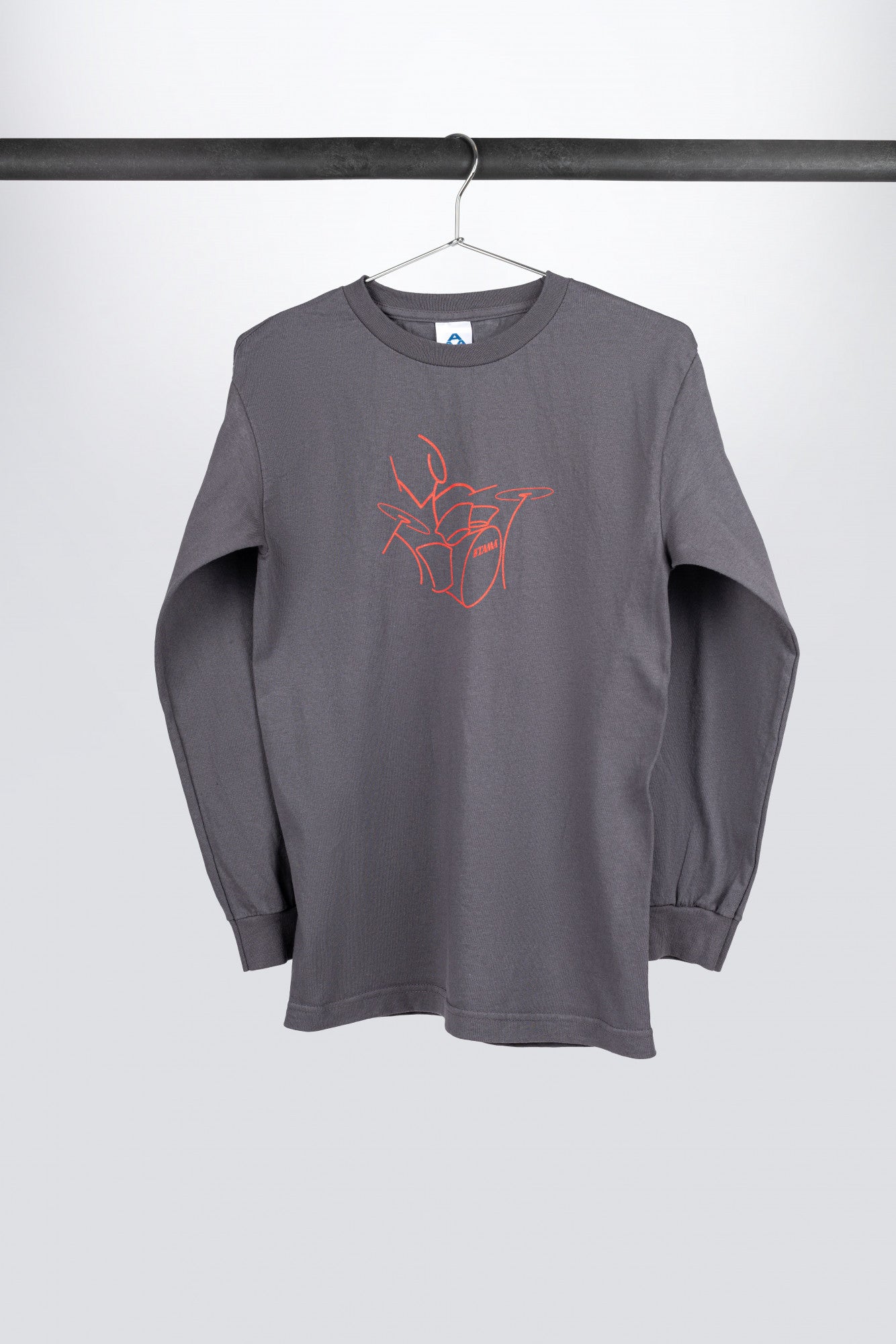 TAMA Longsleeve in grau mit rotem Schlagzeug Frontprint
