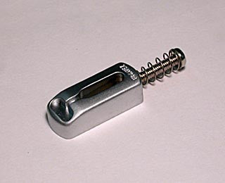 IBANEZ Saitenreiter für 3. und 4. Saite des SAT10 Tremolos - chrom