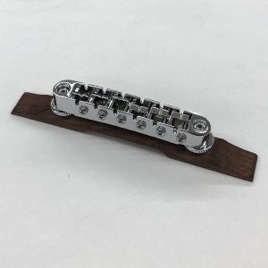 IBANEZ Bridge 6 String mit Stehbolzen und Mutter, Holzbasis, für AF55/AF75 - Chrom